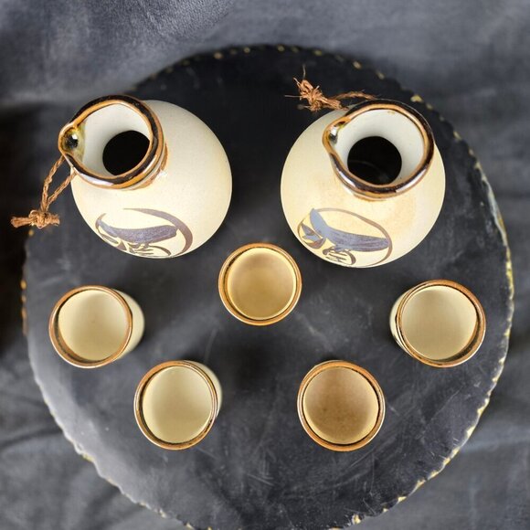 Yokohama Kanji Sake Set 2 Carafes 5 Cups Glazed Bisque Pottery Beige/Brown - Picture 14 of 16